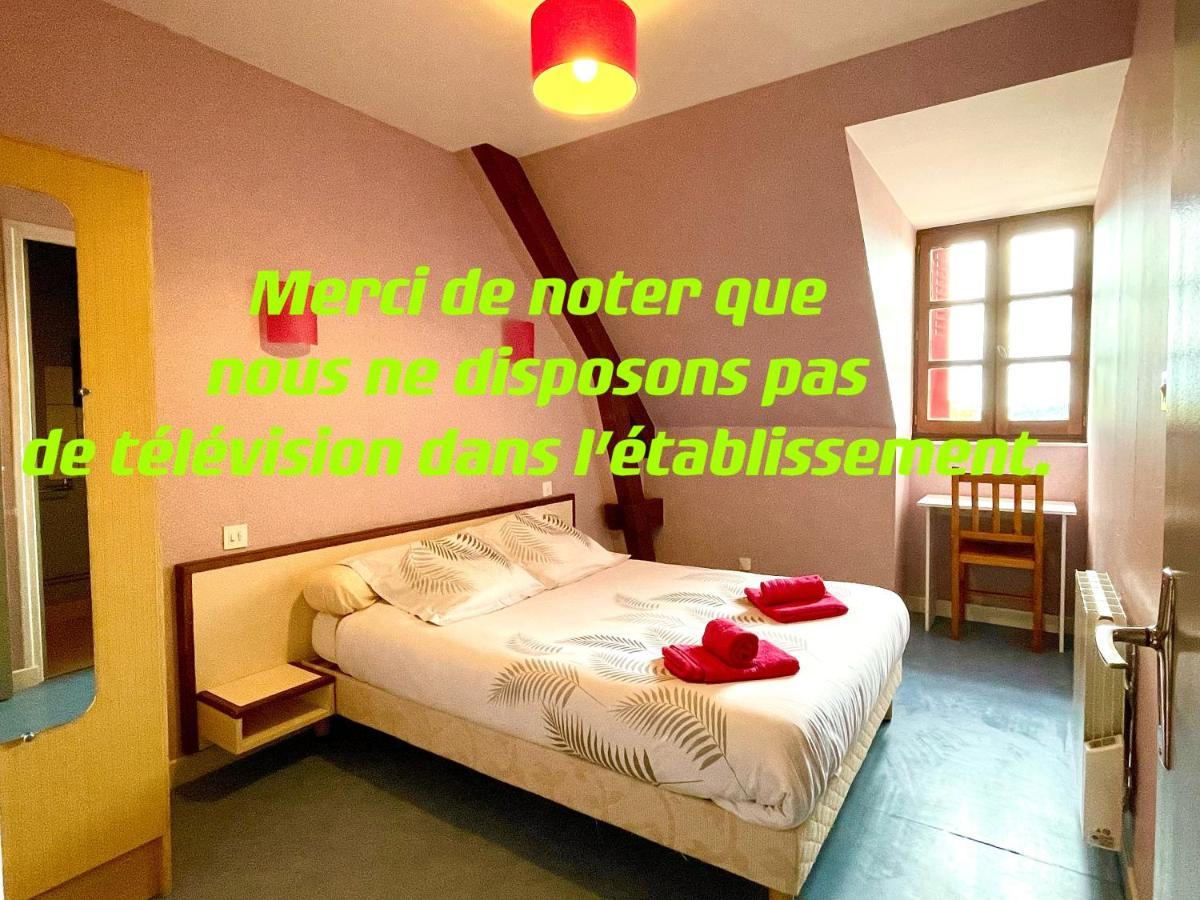 Auberge Le Beaulieu -Cantal Eksteriør billede